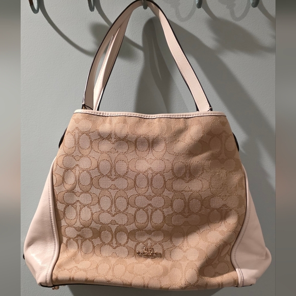 Coach Handbags - Coach Edie 31 Shoulder Bag Signature Jacquard/Cream Leather